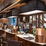 Metropole The Crest Collection By Ascott