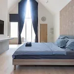 Nidhra Residence
