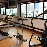 Omnitower Cozy Apartment City View#2