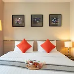 Bangkok Loft Inn