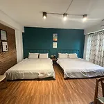T-House Bkk 2Floors Near Bts With Swimming Pool And Free Wifi