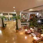 Montien Riverside Hotel Bangkok