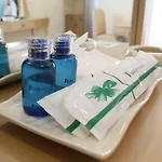 Romance Hotel Srinakarin