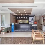 Adelphi Suites Bangkok