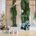 Club House 124 Near Suvarnabhumi, Bkk Airport