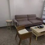 繁华与幽静的联排别墅 近帕蓝9,拉猜达地铁站,订5晚免费接机一趟