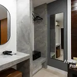 Alpine Boutique Pratunam