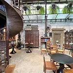 Best River View, Retro Vibe Studio Apartment - Bangkok Old Town