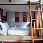 168 Hostel