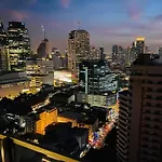Phrom Phong 1Br Luxe Stay With Pool Gym Park City Center