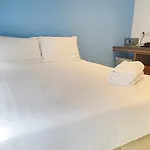 Nantra Ekkamai Hotel