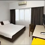 Niagara Hotel
