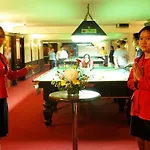 Royal Pacific Hotel