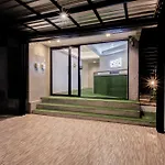 Bed-Room At Suvarnabhumi Airport - Newly Renovated