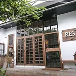 Rest Ari Boutique Hostel
