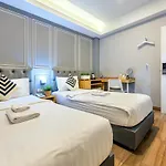 De Lavender Bangkok Hotel
