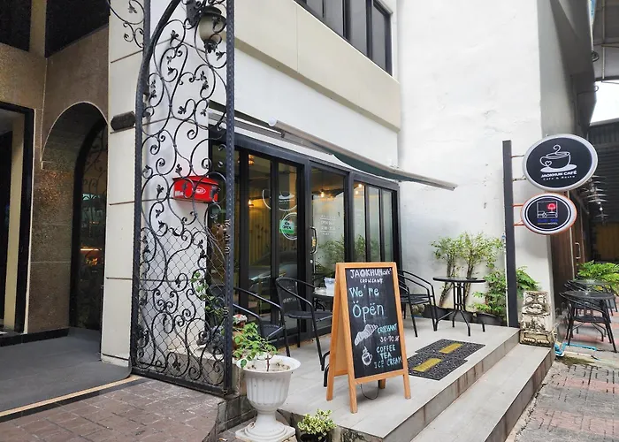 Bnb98 Silom Hotel