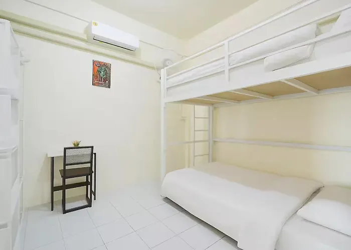 Hostel Bunkbeds Pet Friendly Bts Thonglor