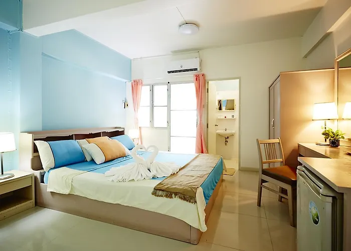 We Train Hotel Don Muang