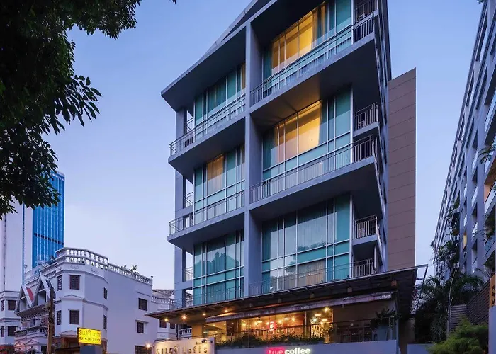 Silom Lofts