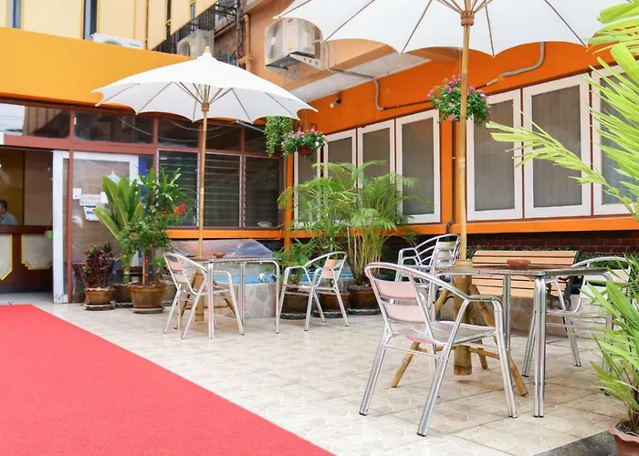 Nakornping Hotel