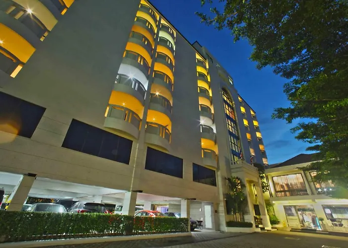 Le Club At Chateau De Sukhumvit 56