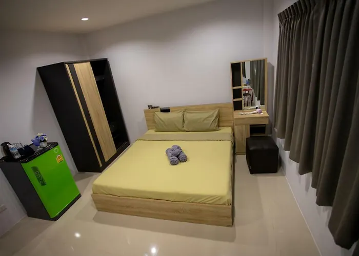 Ink 18/2 Hostel