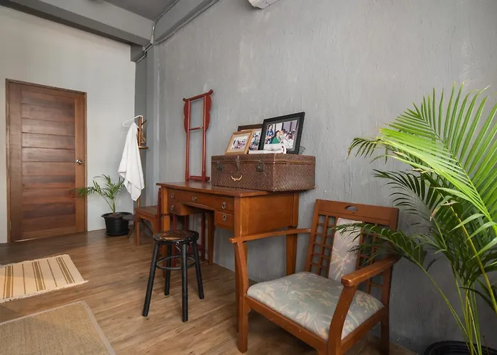 Better Moon Guesthouse