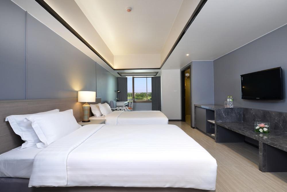 Tinidee Golf Club 3* Bangkok