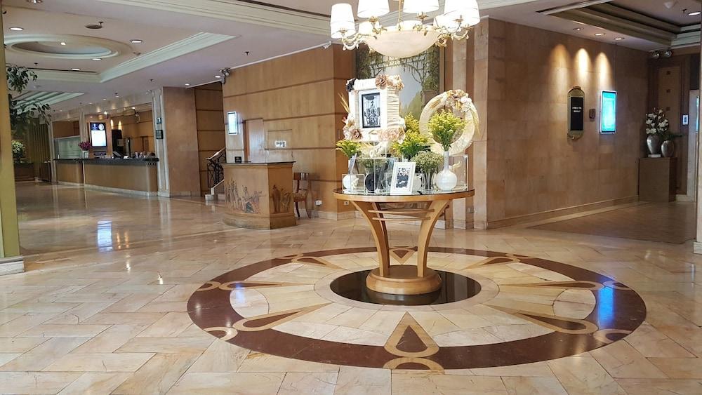 The Royal City Hotel 4*