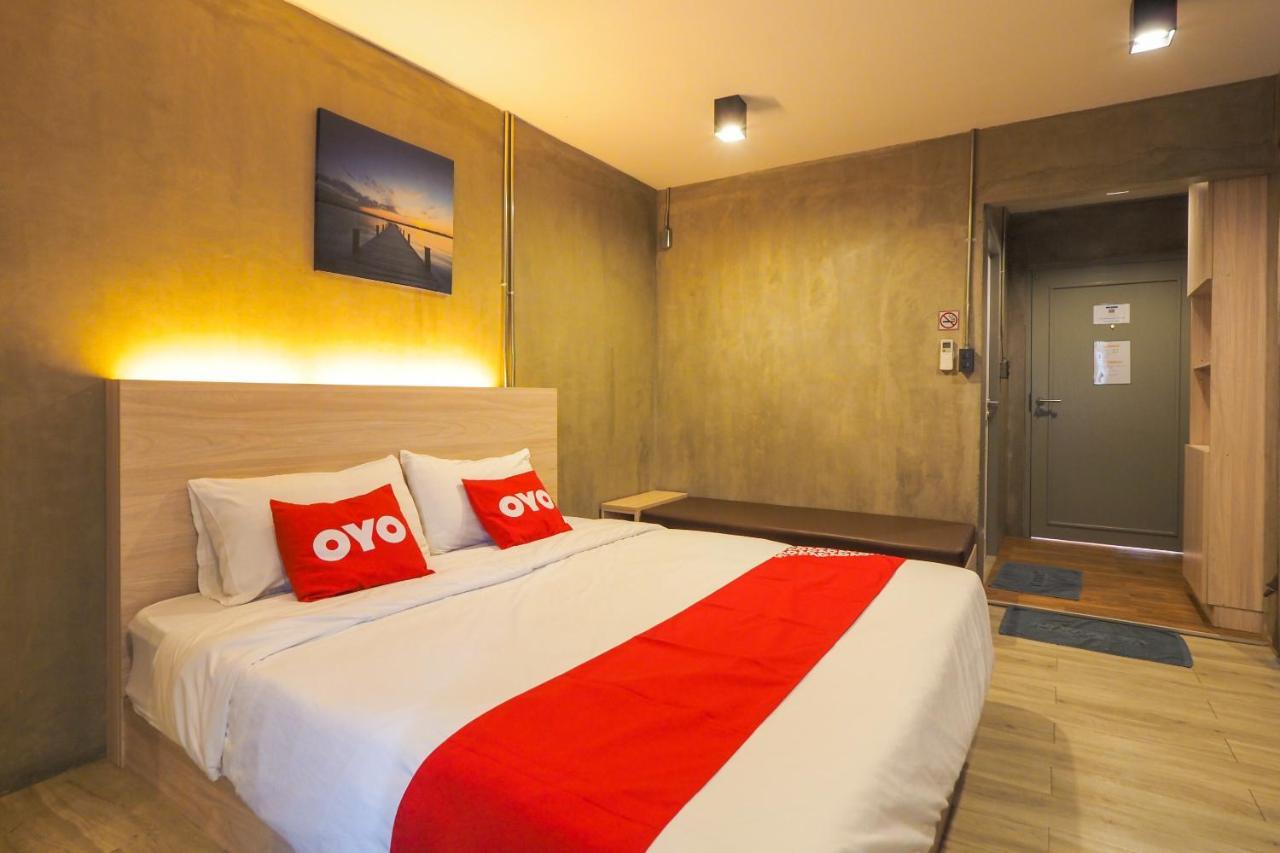 Oyo 75368 Demadre 3* Bangkok