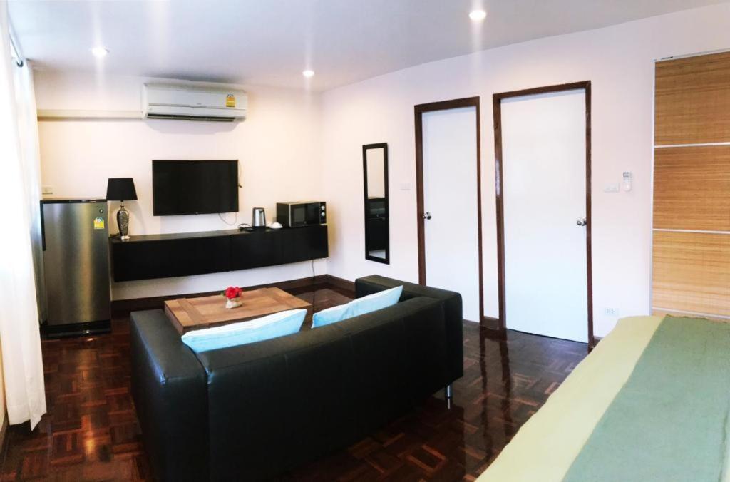 Room@bangkok Guest house