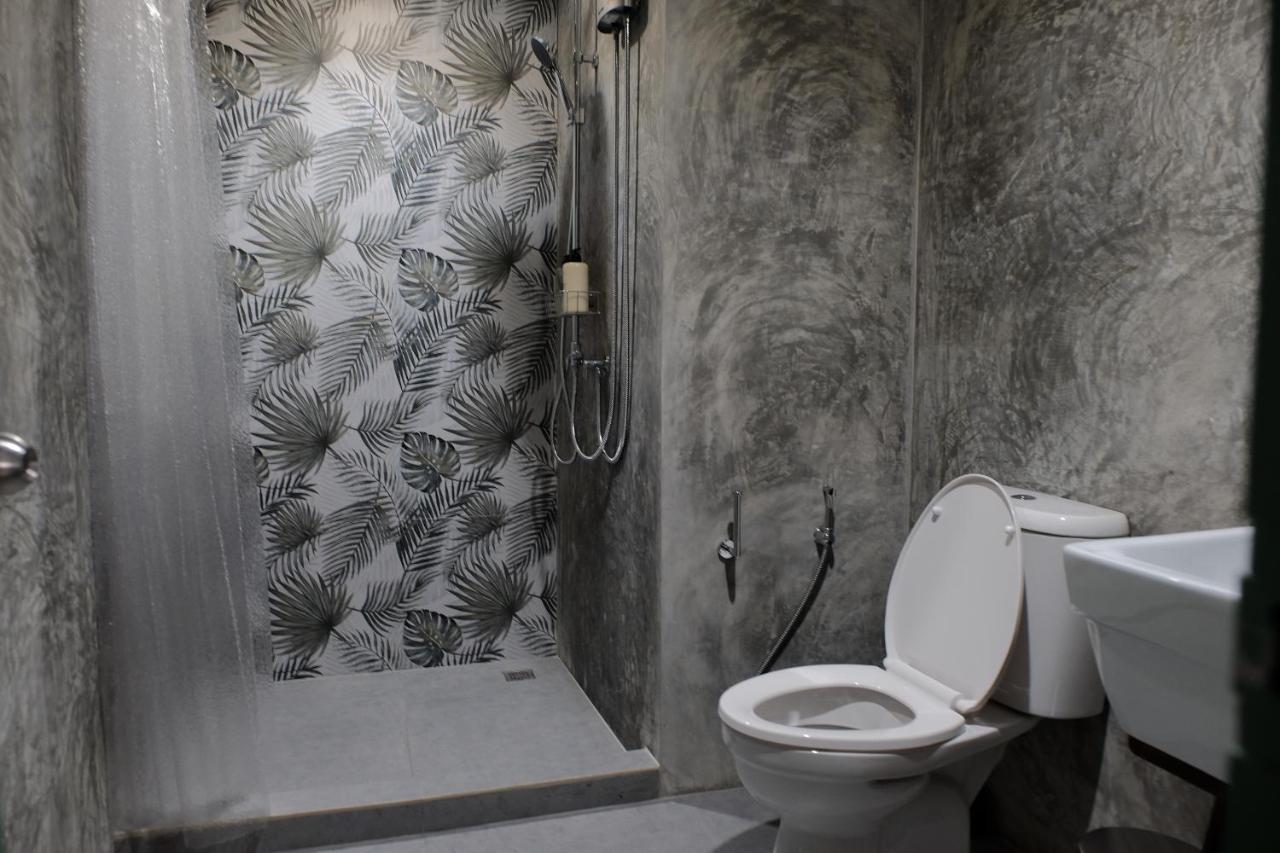Apartment Baan Khun Pra Duplex Rm3 Bangkok