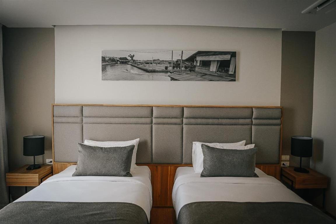 Rnp Pool Hotel