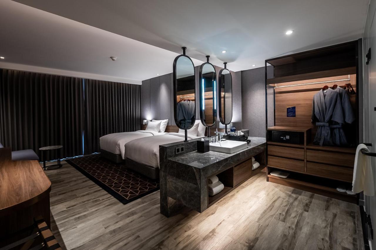 Ayathorn Hotel Bangkok