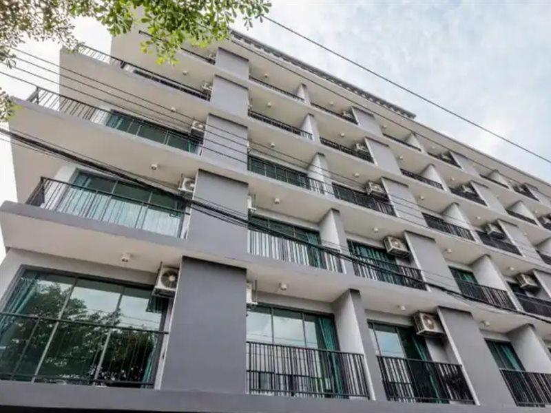 Nidhra * Bangkok