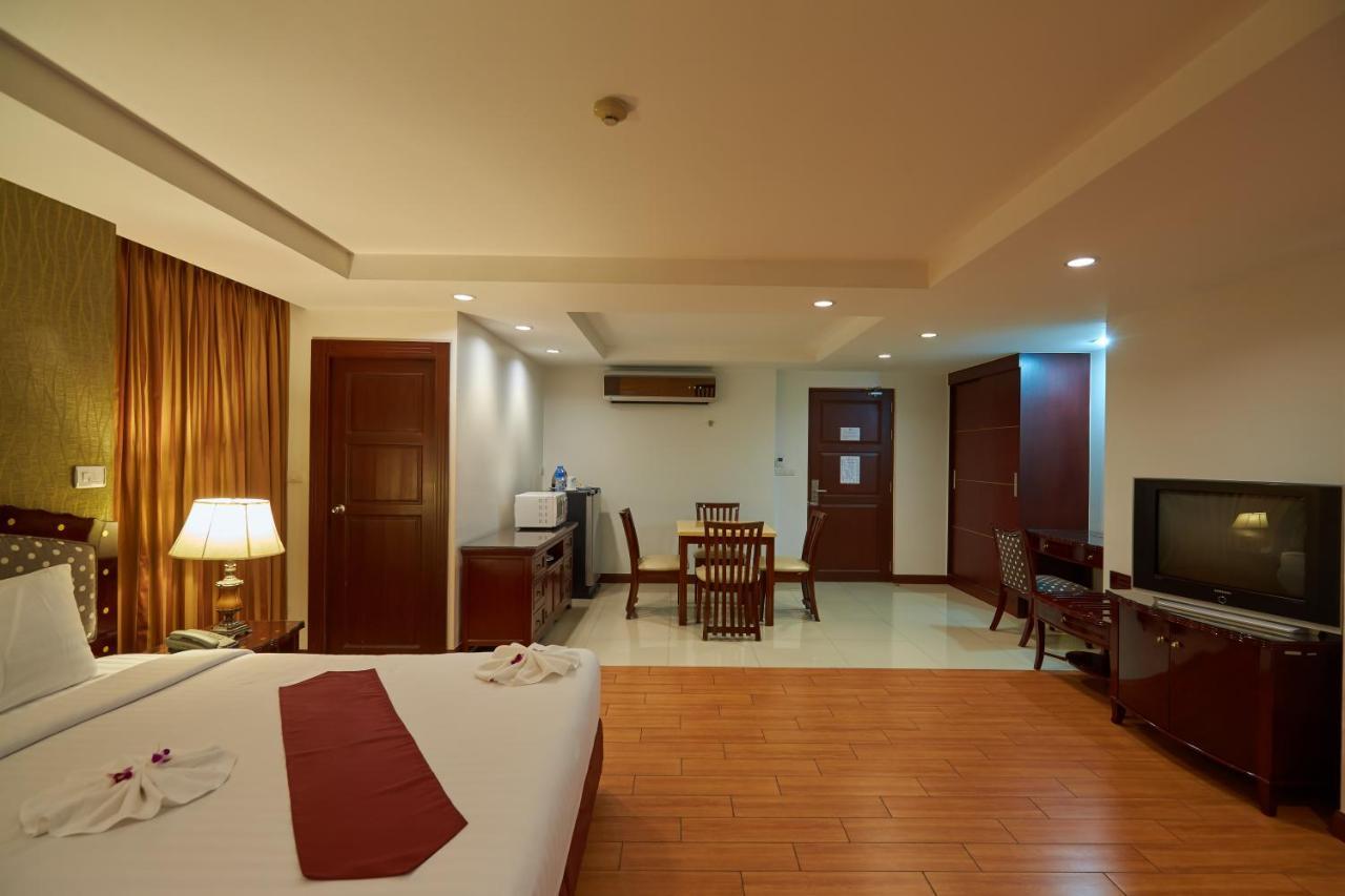 Nana Hiso Hotel 3*