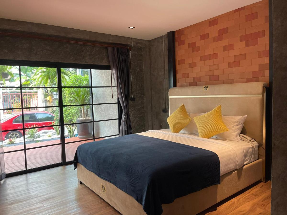 Loft122