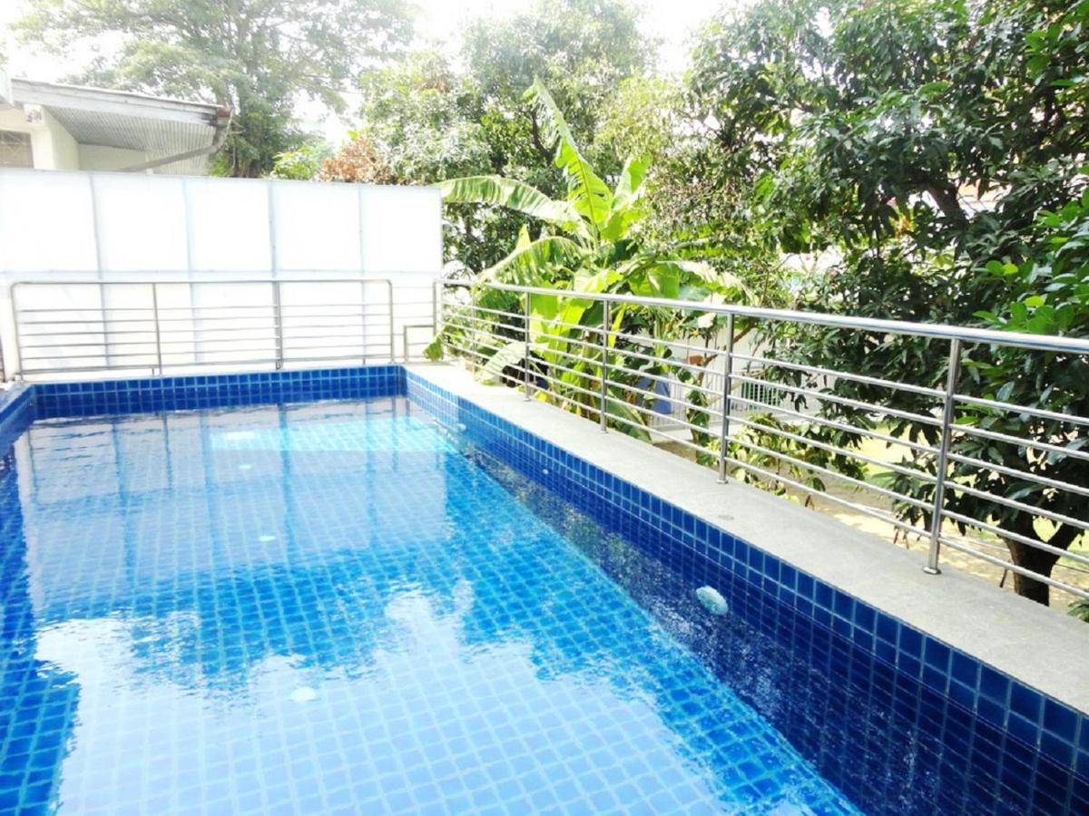 Apartment Charming Resident Near Bts Ekkamai Station