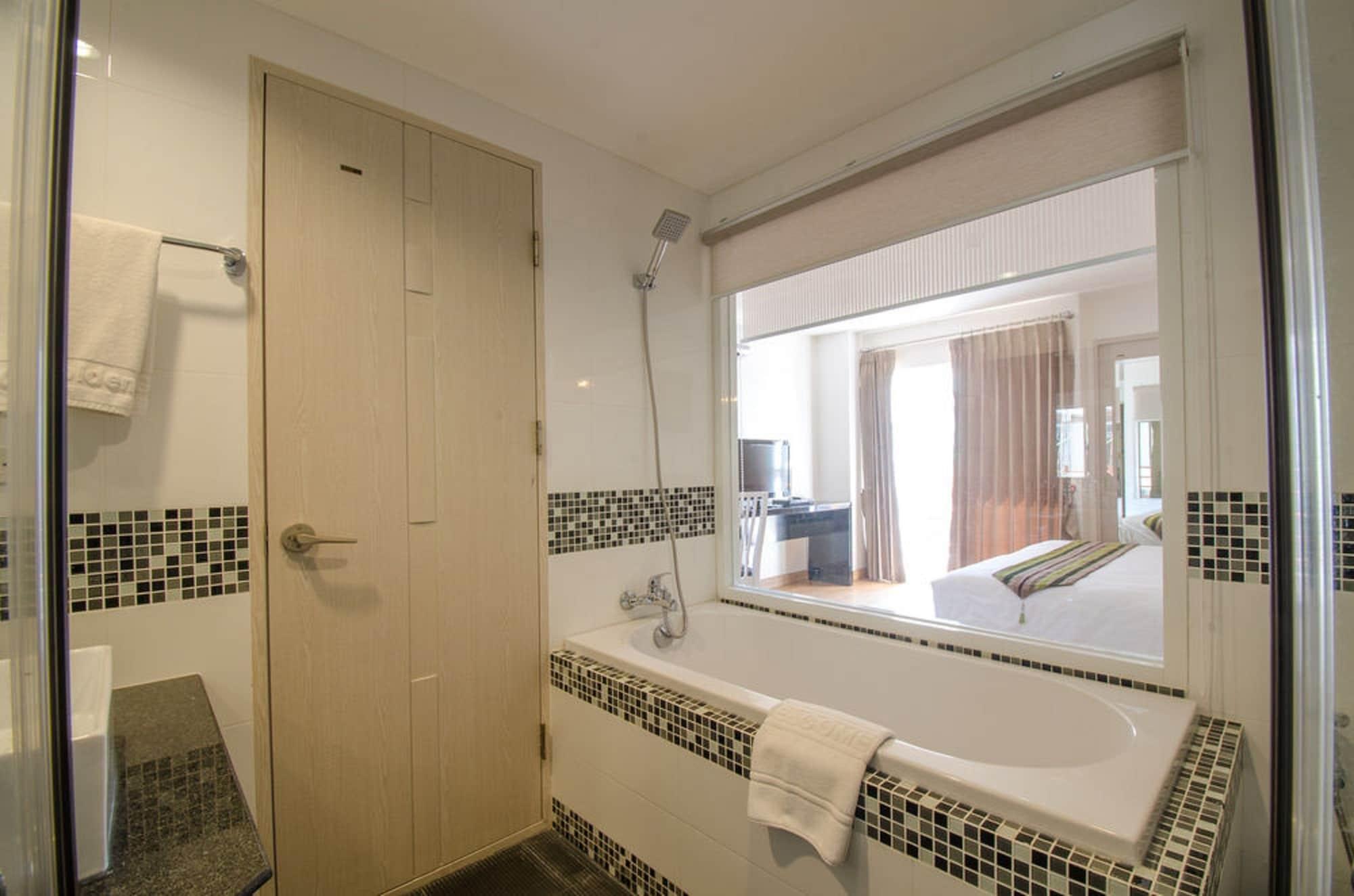 Icheck Residences Sathorn Hotel