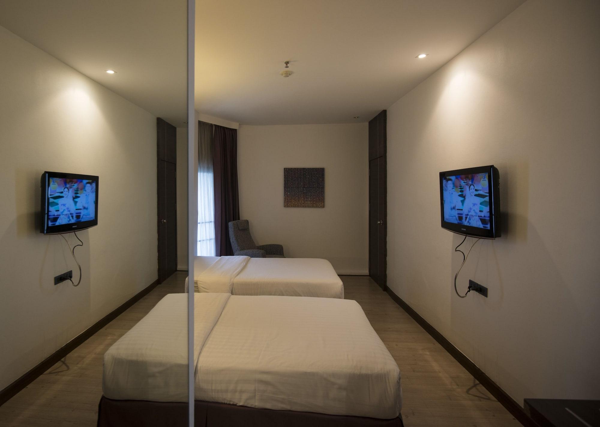 Hotel Sukhumvit 3*
