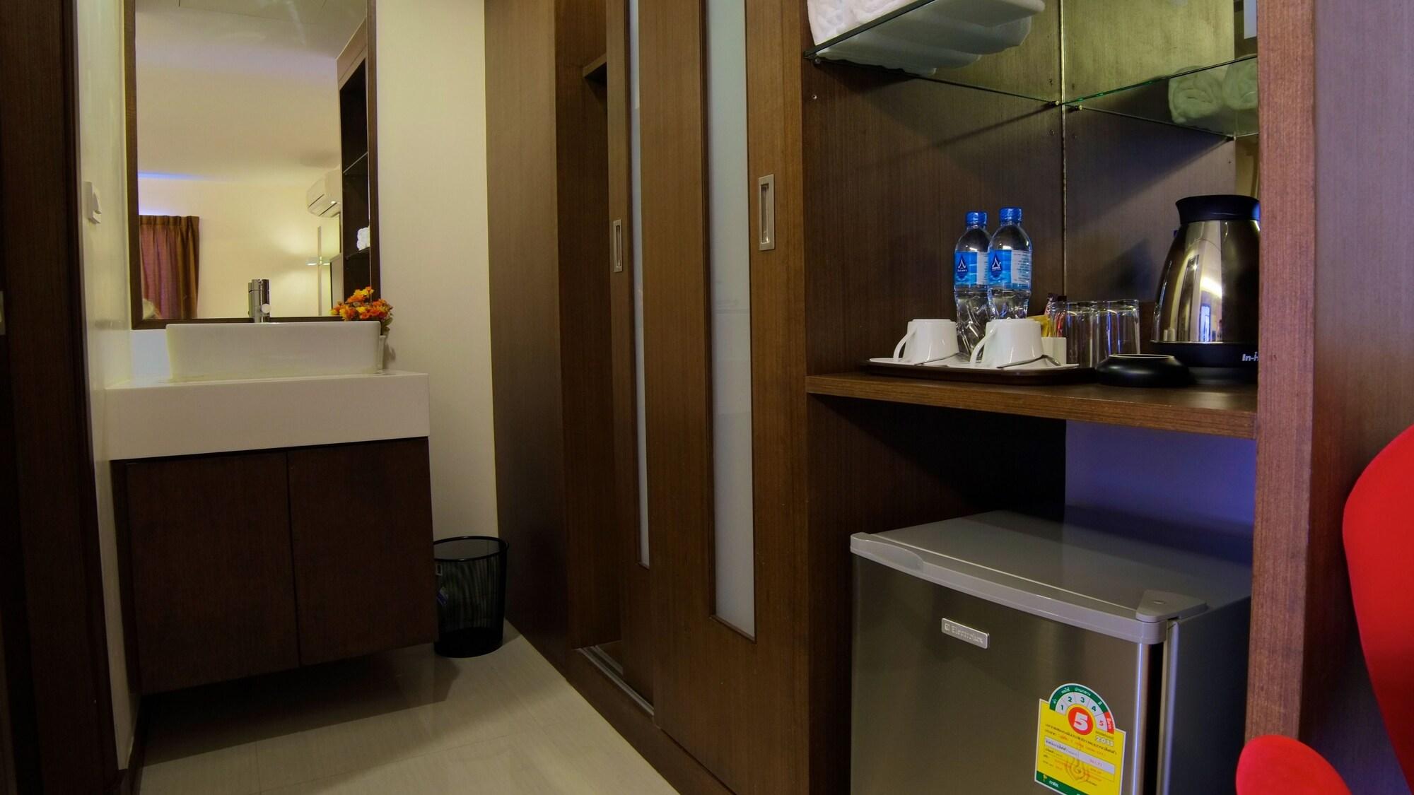 Grand Alpine 3* Bangkok