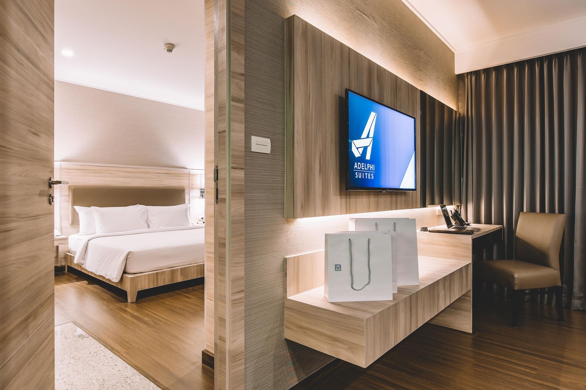 Adelphi Hotel