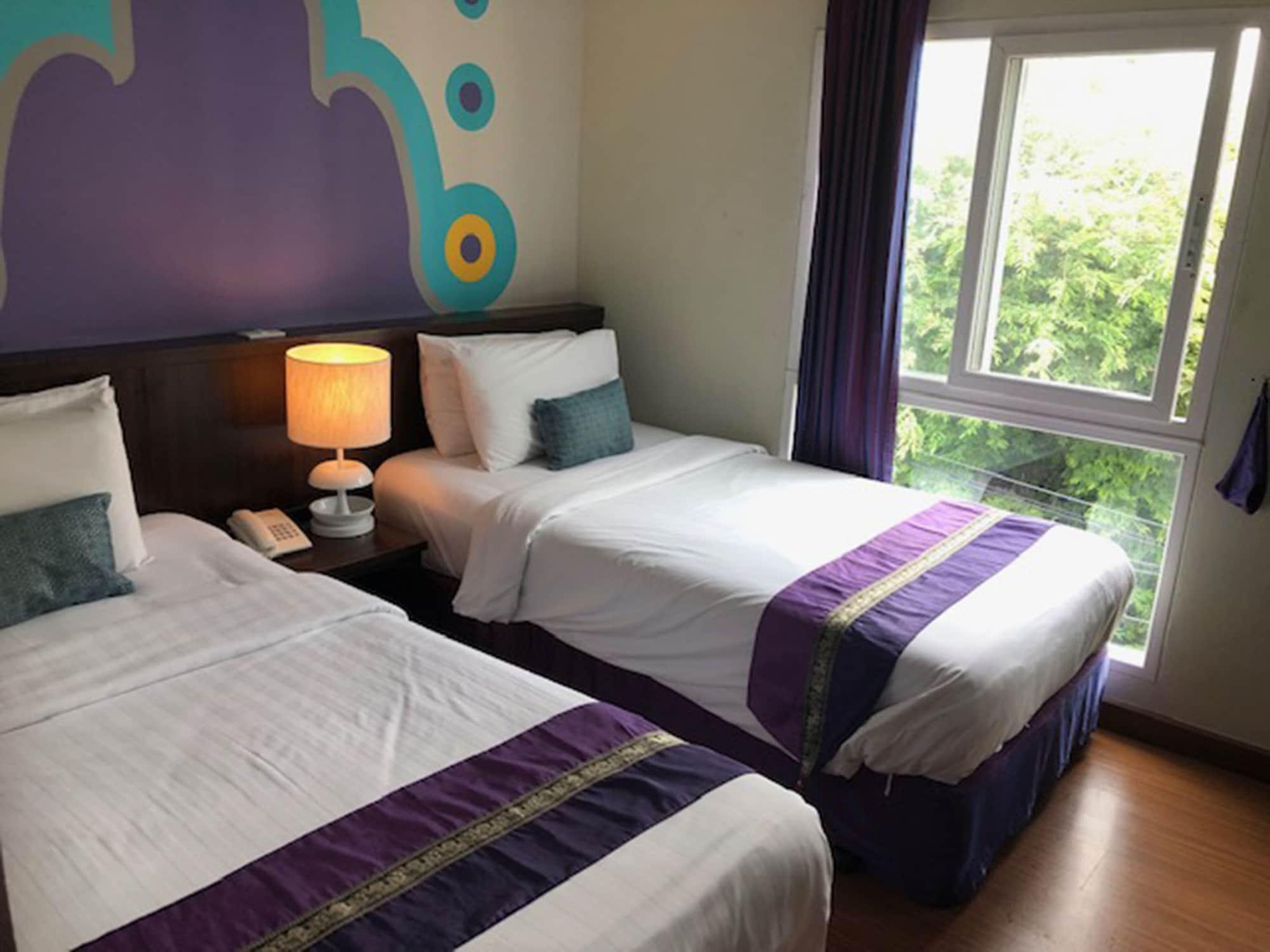 Sawasdee @ Sukhumvit Soi 8 Hotel 3*