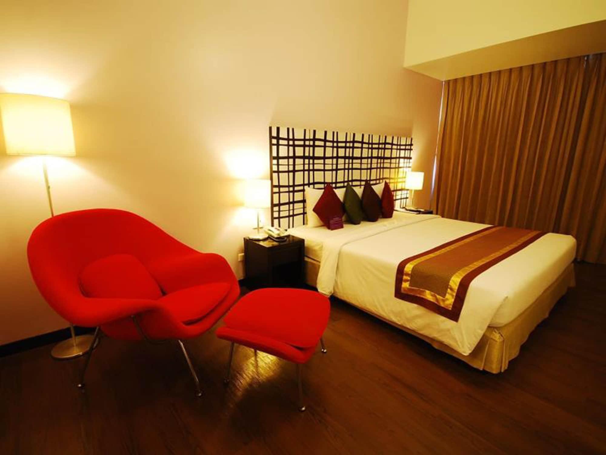 Hotel The Embassy Sathorn Bangkok