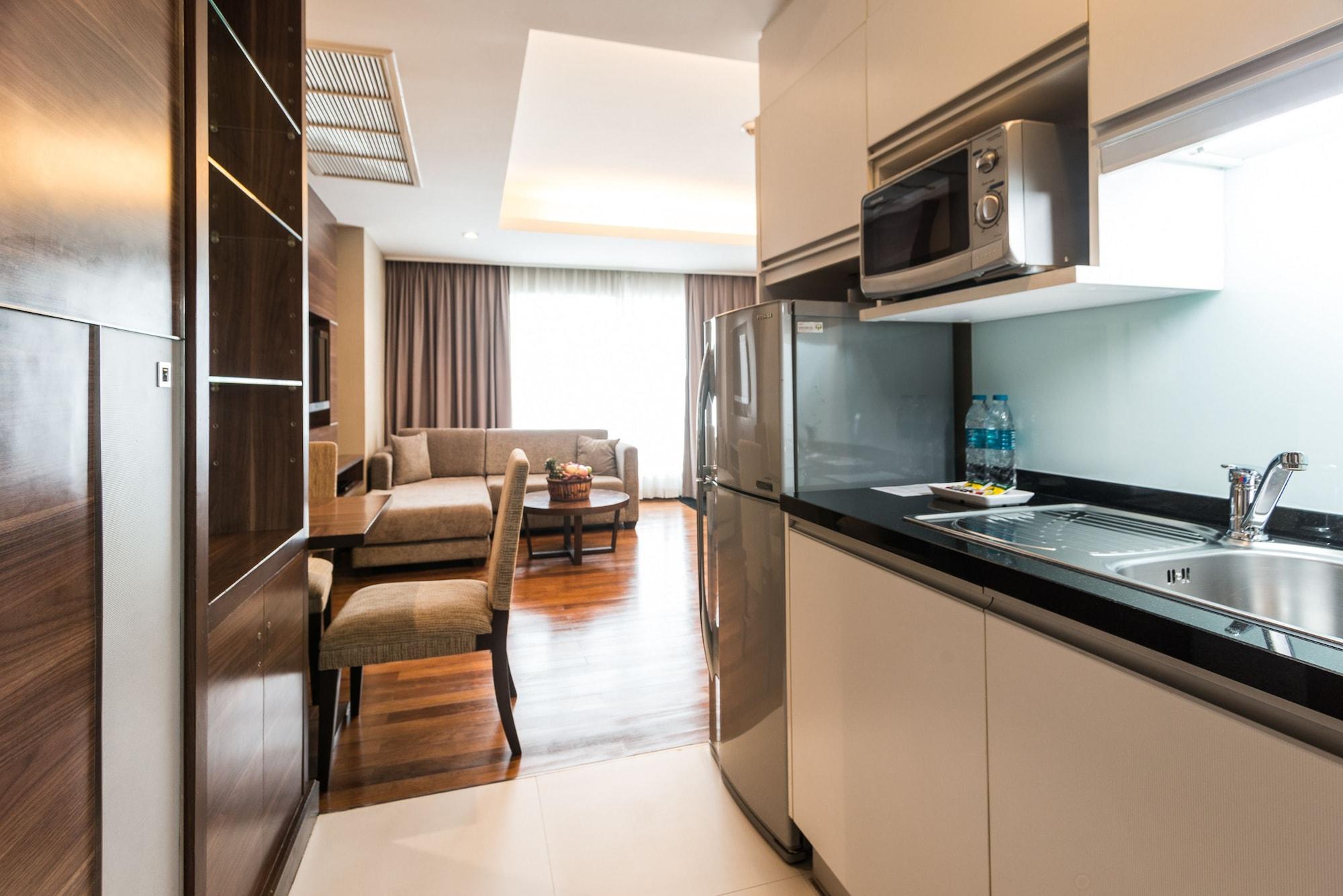 Hotel Legacy Sukhumvit - Sha Extra