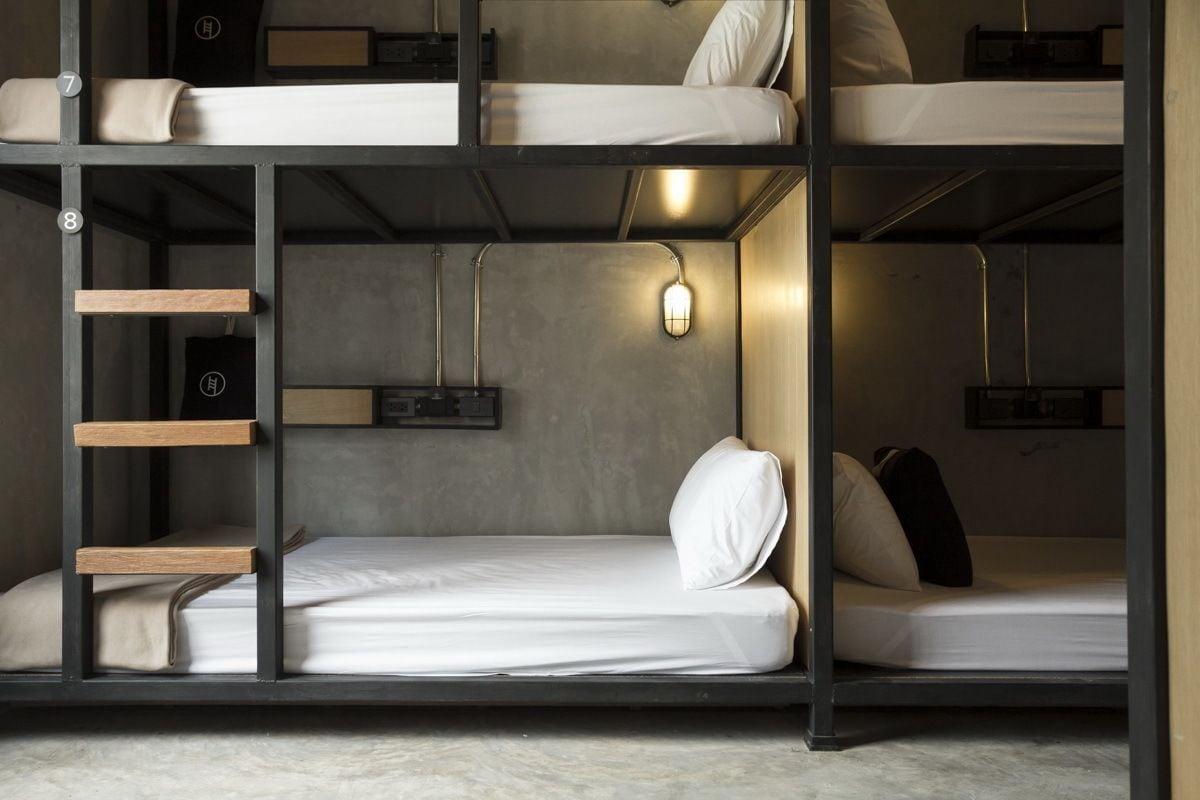 Bed Station Ratchthewi Asrama