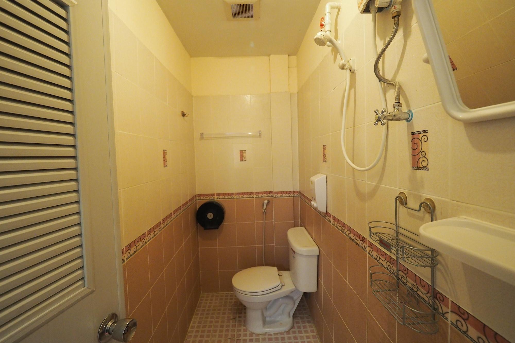 Honey House1 Hotel Bangkok