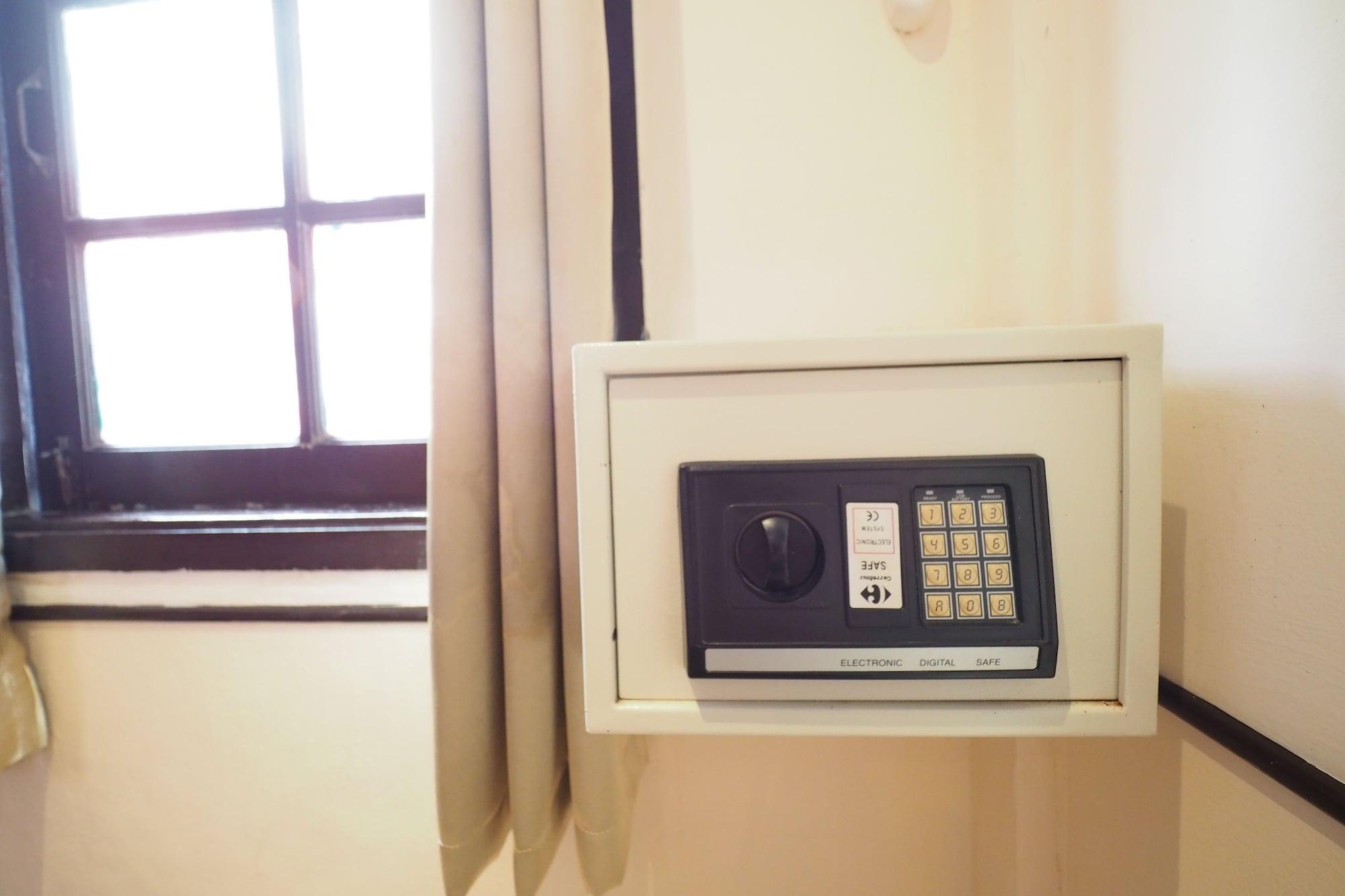 Hotel Honey House1 Bangkok