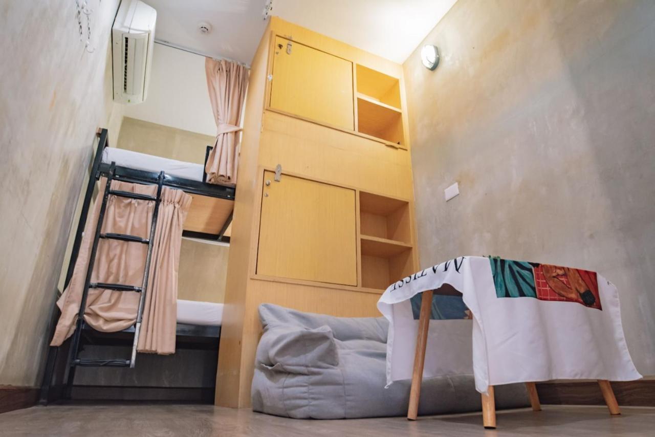 Hostel Cazz Cafe And Bangkok